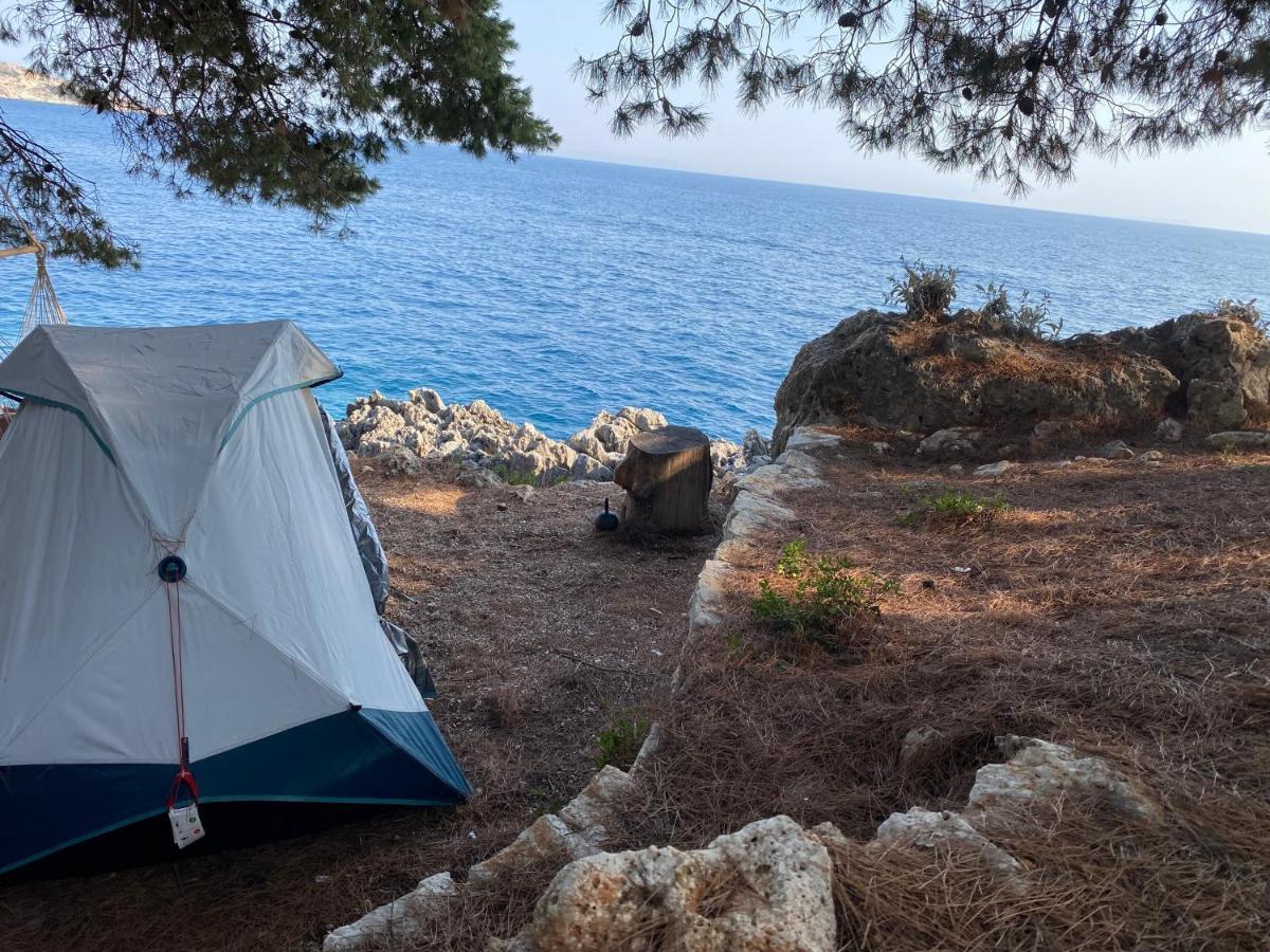 Hotel Pine Side Camp Himare Esterno foto
