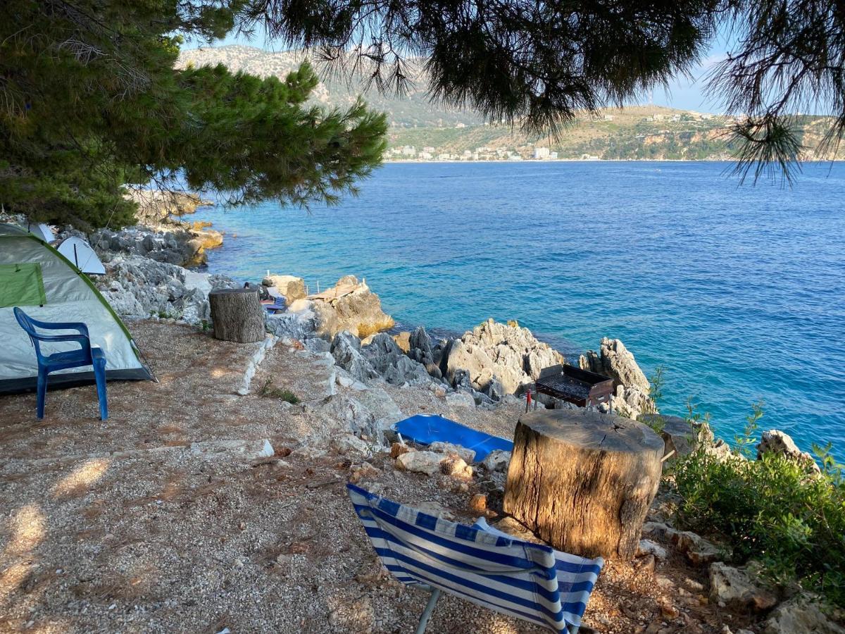 Hotel Pine Side Camp Himare Esterno foto